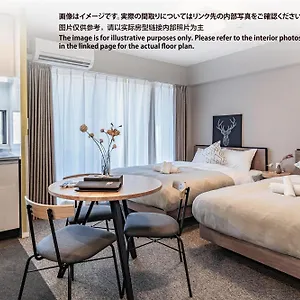 アパート 11 Umeda Kamiyama, 大阪市